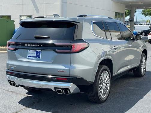 2024 GMC Acadia Denali