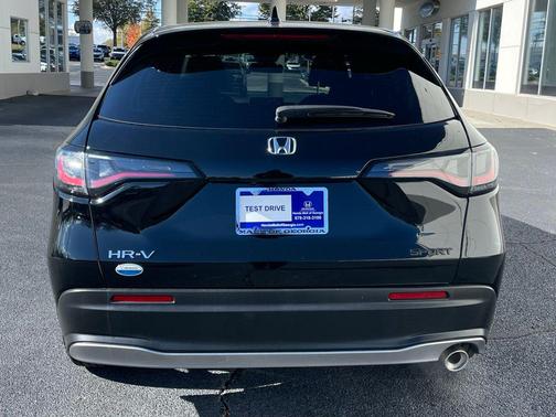 2025 Honda HR-V 2WD Sport