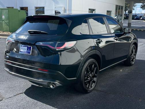 2025 Honda HR-V 2WD Sport