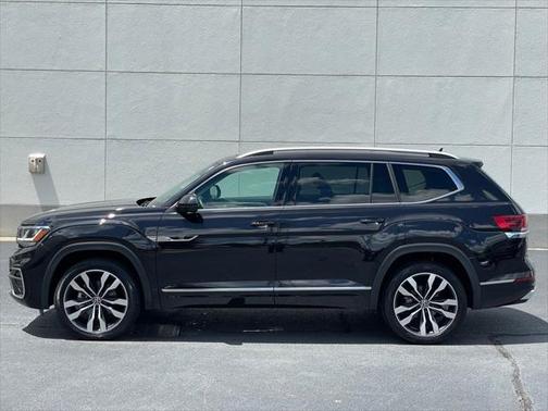 2022 Volkswagen Atlas 3.6L SEL Premium