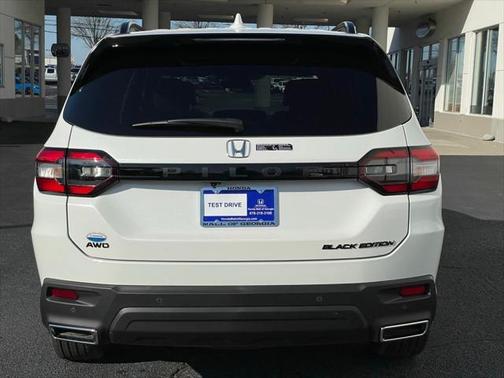 2025 Honda Pilot Black Edition