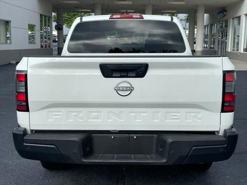 2025 Nissan Frontier S
