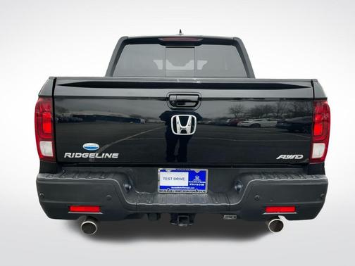 2023 Honda Ridgeline Black