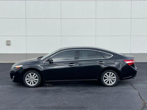2013 Toyota Avalon XLE