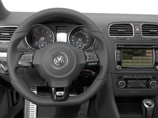 2013 Volkswagen Golf R 4-Door w/DCC & Navigation