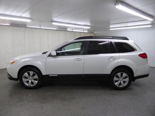 2010 Subaru Outback 2.5 i Premium