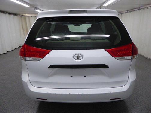 2013 Toyota Sienna SE