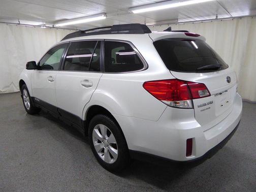 2011 Subaru Outback 3.6 R Limited