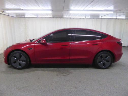 2023 Tesla Model 3 Standard Range
