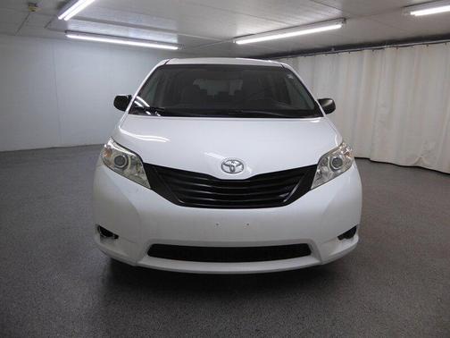 2017 Toyota Sienna SE