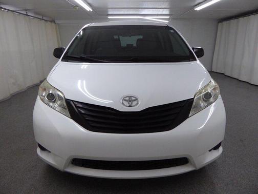2015 Toyota Sienna L