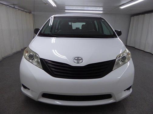 2013 Toyota Sienna SE