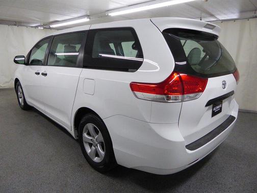 2013 Toyota Sienna SE