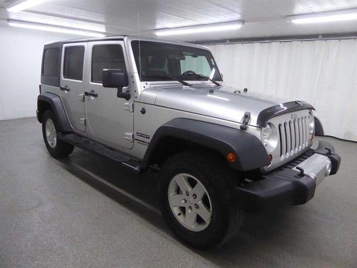 Bright Silver Metallic Clearcoat 2011 Jeep Wrangler Unlimited Sport