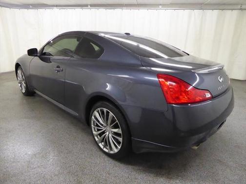 2011 INFINITI G37x Base