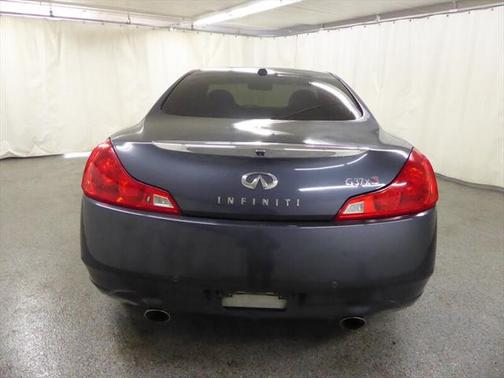 2011 INFINITI G37x Base