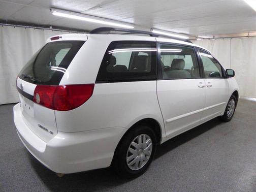 2007 Toyota Sienna CE