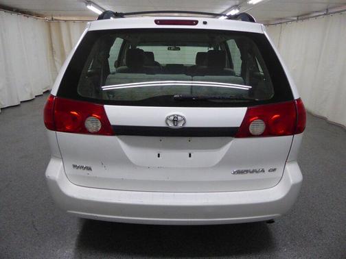 2007 Toyota Sienna CE