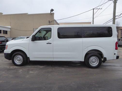 2016 Nissan NV Passenger NV3500 HD S V6