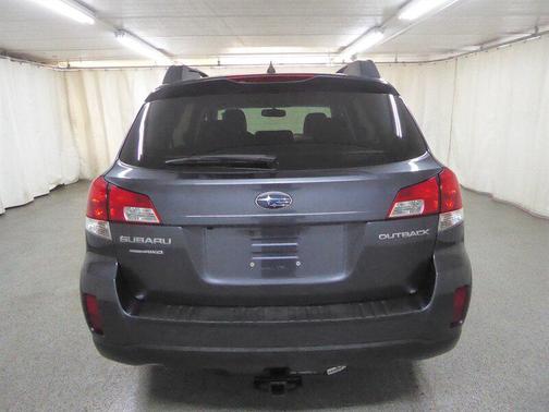 2012 Subaru Outback 2.5i Limited