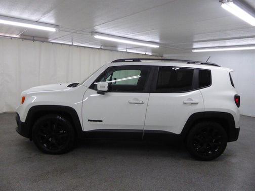 2017 Jeep Renegade Altitude