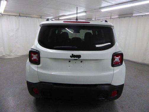 2017 Jeep Renegade Altitude