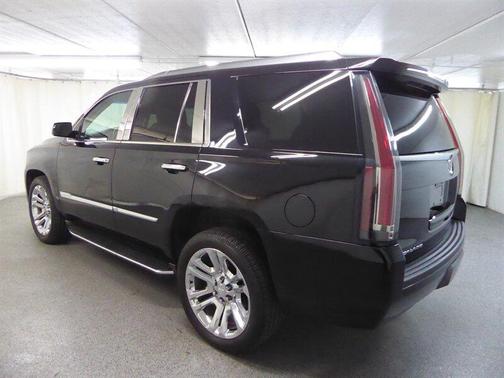 2015 Cadillac Escalade Luxury