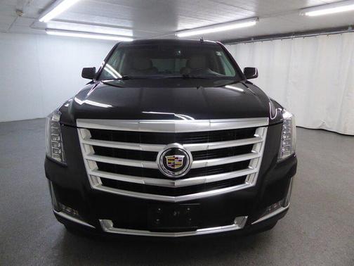 2015 Cadillac Escalade Luxury