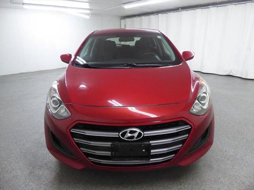 2016 Hyundai Elantra GT Base
