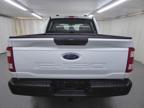 Oxford White 2022 Ford F-150 XL