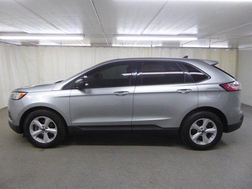 2020 Ford Edge SE