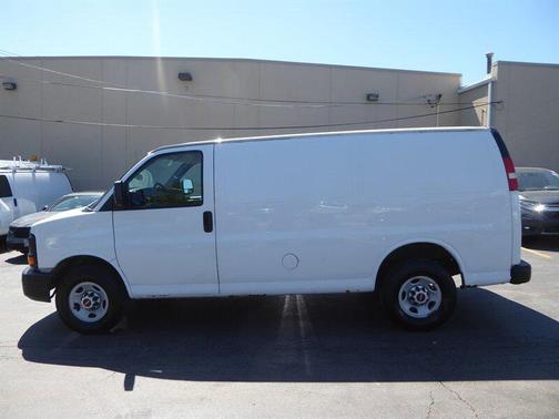 Summit White 2014 GMC Savana 3500 Work Van