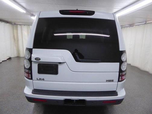 2015 Land Rover LR4 Base