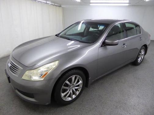 2009 INFINITI G37x Base