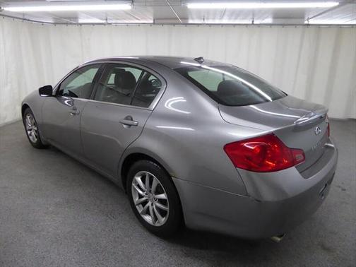 2009 INFINITI G37x Base