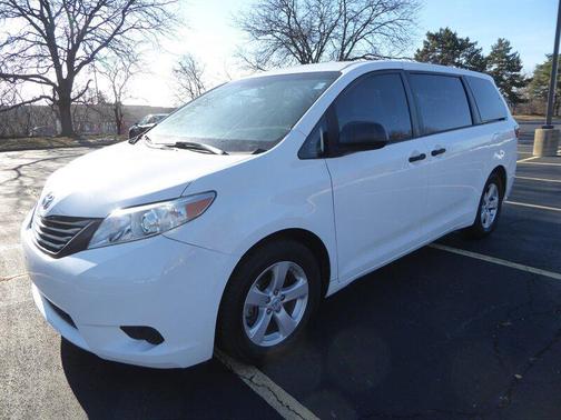 2017 Toyota Sienna SE