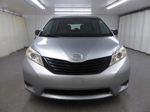 2014 Toyota Sienna L