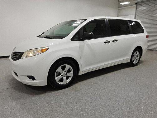 2014 Toyota Sienna L