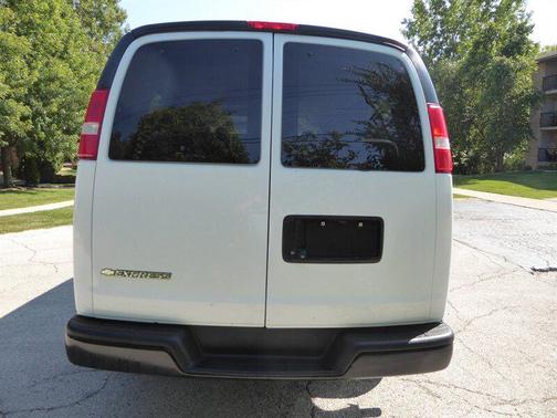2018 Chevrolet Express 3500 LS