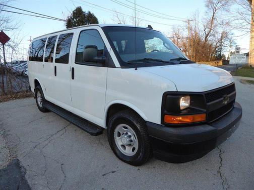 2017 Chevrolet Express 2500 LS