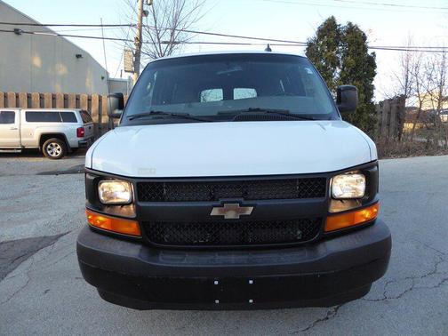 2017 Chevrolet Express 2500 LS