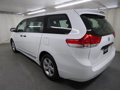 2014 Toyota Sienna L