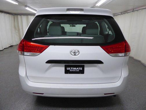 2014 Toyota Sienna L