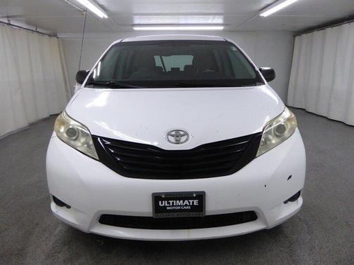 2013 Toyota Sienna SE
