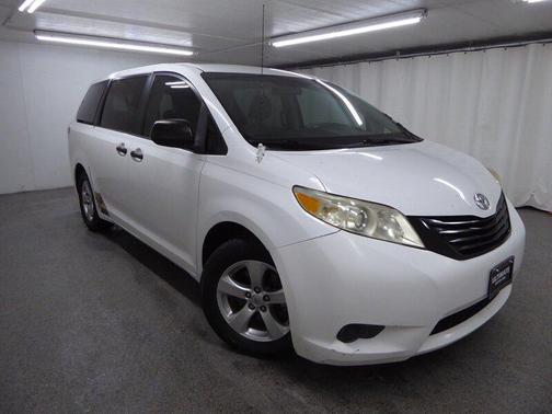 2013 Toyota Sienna SE