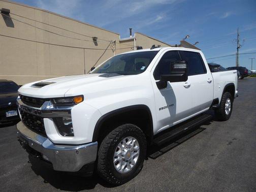 Summit White 2023 Chevrolet Silverado 2500 LT