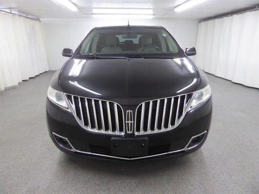 Tuxedo Black Metallic 2014 Lincoln MKX Base