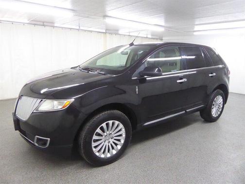 Tuxedo Black Metallic 2014 Lincoln MKX Base