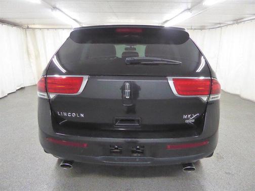 Tuxedo Black Metallic 2014 Lincoln MKX Base