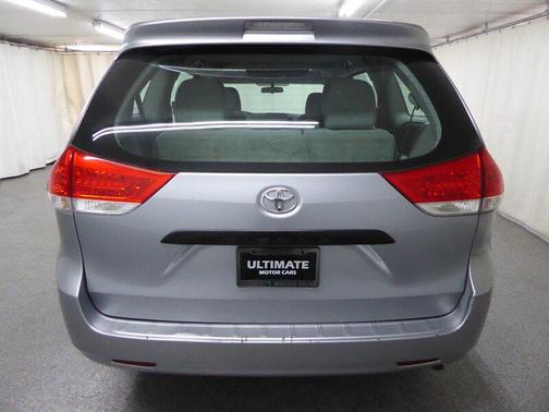 2014 Toyota Sienna L